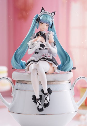 Goddess of Victory: Nikke - Privaty - Noodle Stopper Figure - Unkind Maid (FuRyu)