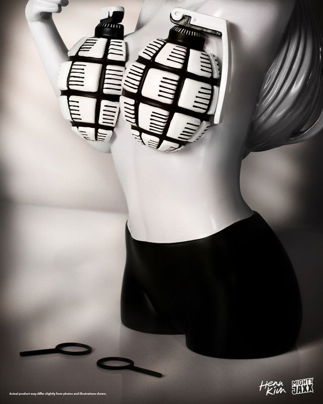 フィギュア　ボディトラップ by ヘン・キム 8インチ ポリストーン スタチュー Body Trap by Henn Kim 8 Inch Polystone Statue - Solaris Japan