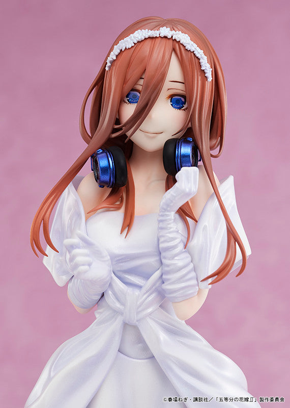 Nakano Miku, manga, Gotoubun no Hanayome, girl with headphones