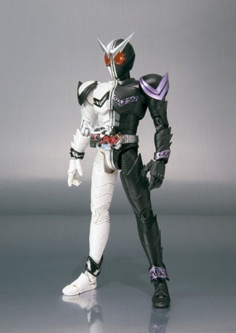 Kamen Rider W - Kamen Rider Double Fang Joker - S.H.Figuarts (Bandai)