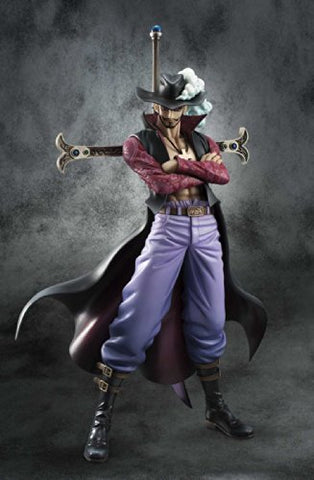 One Piece - Juracule Mihawk - Excellent Model - Portrait Of Pirates DX - 1/8 - Ver. 2 (MegaHouse)