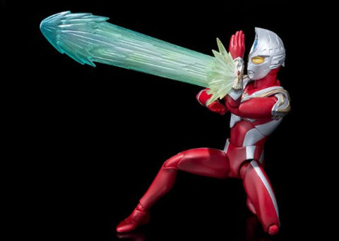 Ultraman Max - Ultra-Act (Bandai)