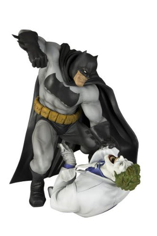 Batman: The Dark Knight Returns - Batman - Joker - ARTFX Statue - 1/6 - Hunt the Dark Knight (Kotobukiya)