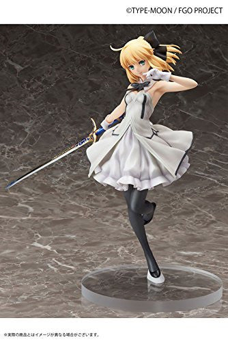 Fate/Stay Night Saber Lily フィギュア Fate/stay night Saber Lily Distant Avalon 1/7 Complete