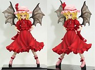Touhou Project - The Scarlet Devil "Remilia Scarlet" Limited 2P Color 1/8