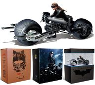 1/18 "Batman" Catwoman with Bat Pot