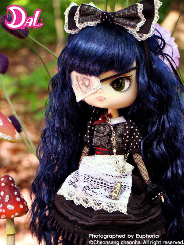 DAL / Lunatic Alice Standard Size Doll
