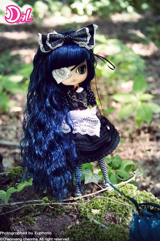 DAL / Lunatic Alice Standard Size Doll