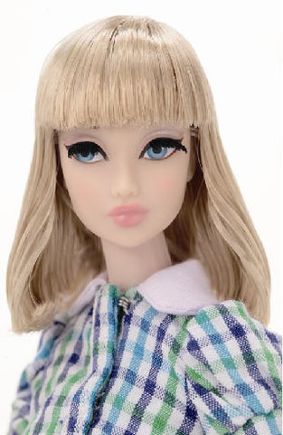 Amelie Debut Change / Shining Blond Complete Doll