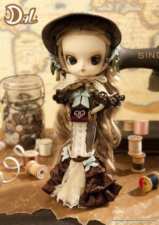 Dollte-Porte Dal / Charlemagne Standard Size Complete Doll