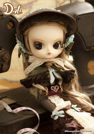 Dollte-Porte Dal / Charlemagne Standard Size Complete Doll