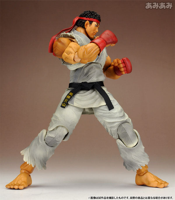 Super Street Fighter IV: Ryu Play Arts Kai Action Figure