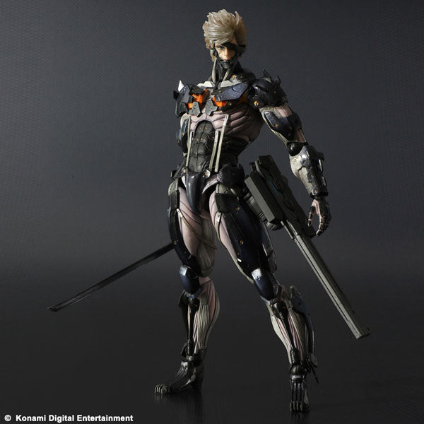 Revoltech Metal Gear Rising Revengeance RAIDEN Figure Review 