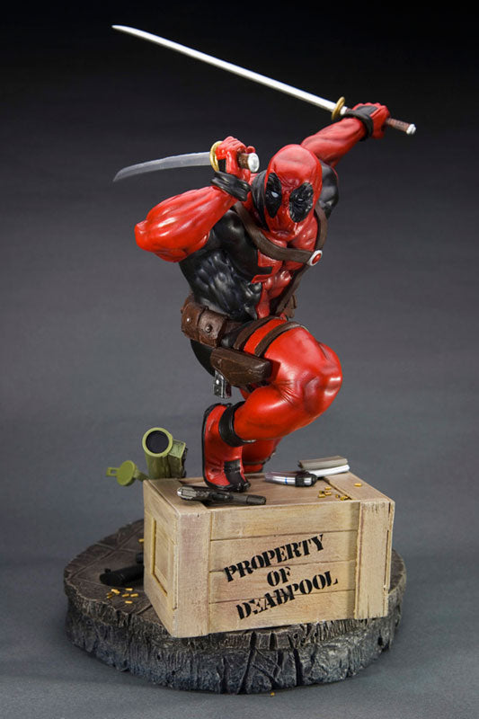 Deadpool Fine Art Signature Series 1/6 Scale Statue