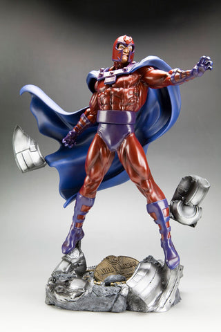 "X-Men" Fine Art Statue Magneto　