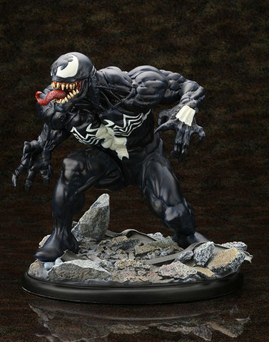 the AMAZING SPIDER-MAN Fine Art Statue Venom Unbound