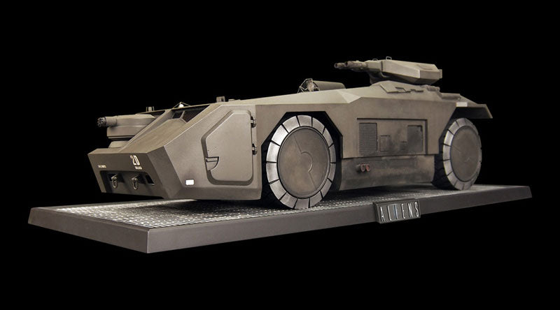 Aliens HCG Prop Replica 1/18 Scale Armored Personnel Carrier M577