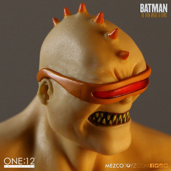 Batman:The Dark Knight Returns - 1/12 Scale Collective: Mutant