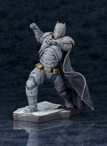 ARTFX+ - Batman vs Superman Dawn of Justice: Batman DAWN OF JUSTICE 1/10