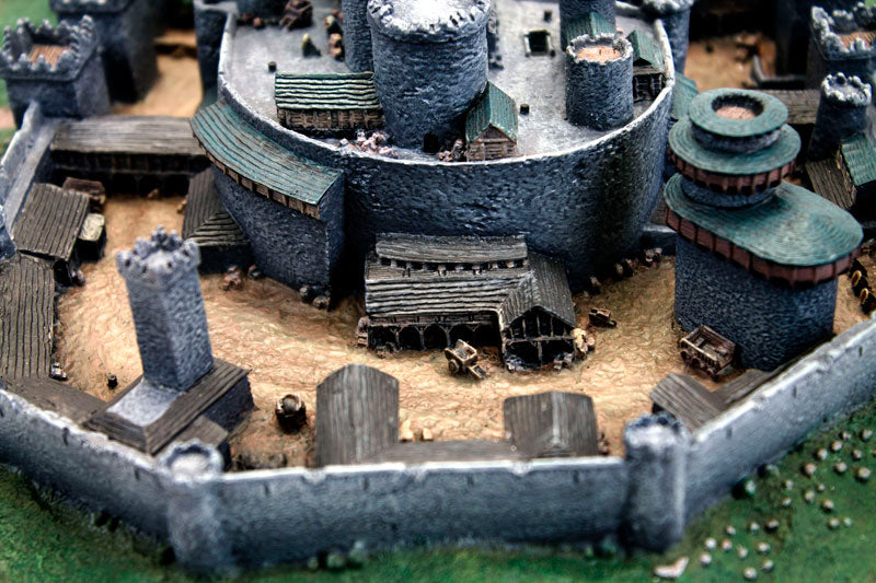 Game of Thrones - Winterfell Desktop Sculpture