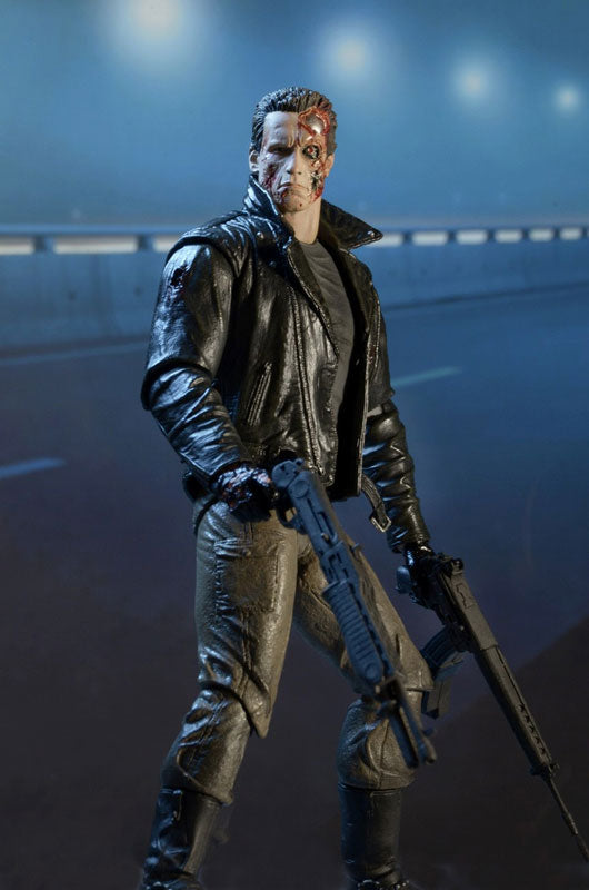 The Terminator - Police Station Assault T-800 Ultimate 7 Inch Action Figure