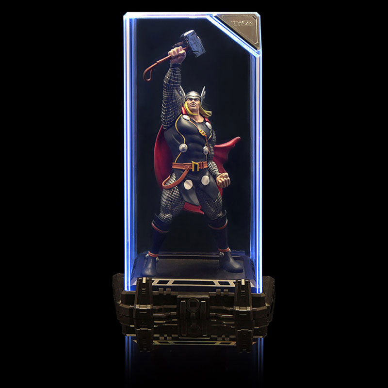 Marvel Super Hero Illuminate Gallery Thor 4-Inch LED Statue