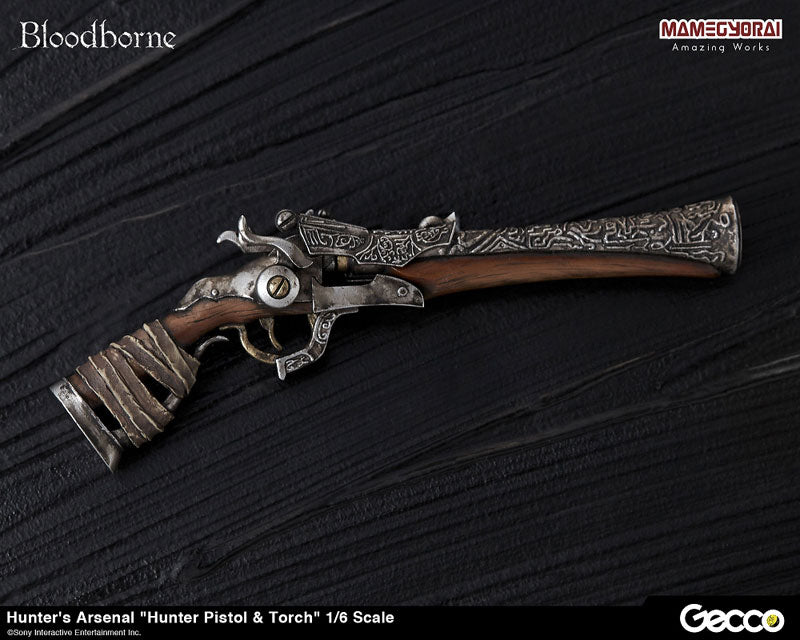 Bloodborne - Hunter's Arsenal: Hunter Pistol & Torch 1/6 Scale