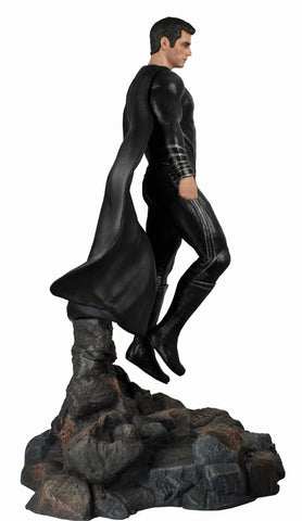 DC Gallery / MAN OF STEEL: Krypton Superman PVC Statue