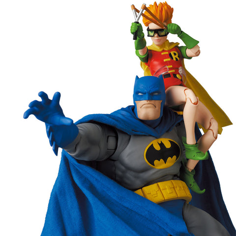 Batman: The Dark Knight Returns - Batman - Robin - Mafex No.139 - Blue ver. (Medicom Toy)