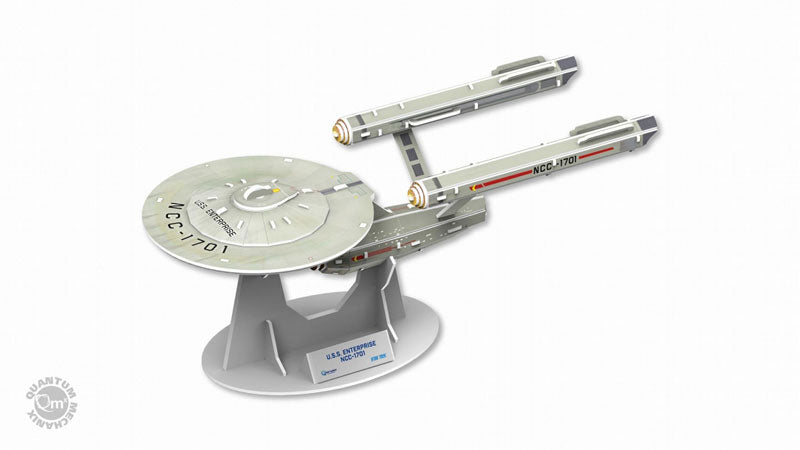 Star Trek / Qraftworks Starship 3D Paper Craft Model: 8-Ship Set