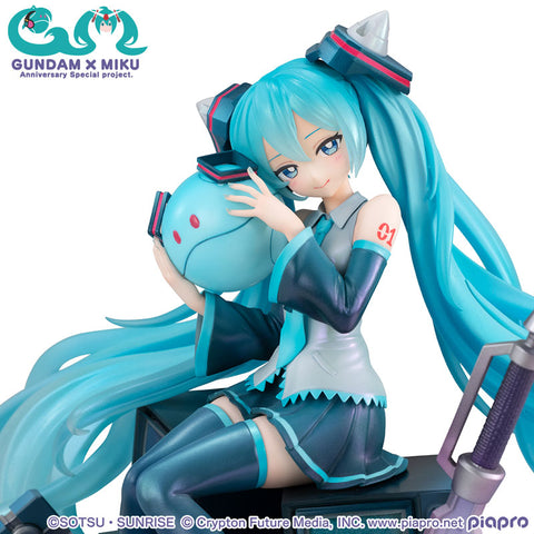 Kidou Senshi Gundam 00 - Piapro Characters - Haro - Hatsune Miku - Gundam x Miku Anniversary Special Project - Lucrea - 1/7 (MegaHouse) [Shop Exclusive]