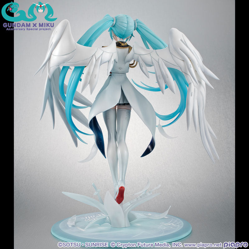 Hatsune Miku - Piapro Characters,Shin Kidou Senki Gundam Wing Endless Waltz