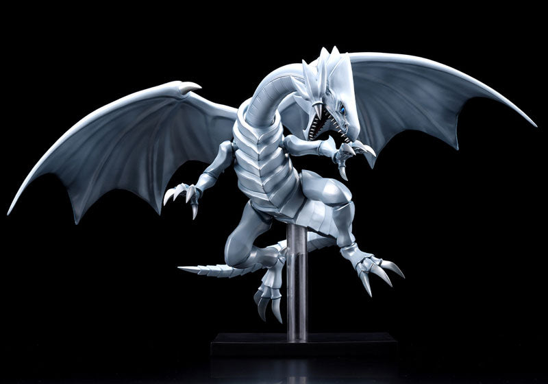 Blue-Eyes White Dragon - Yu-Gi-Oh! Duel Monsters