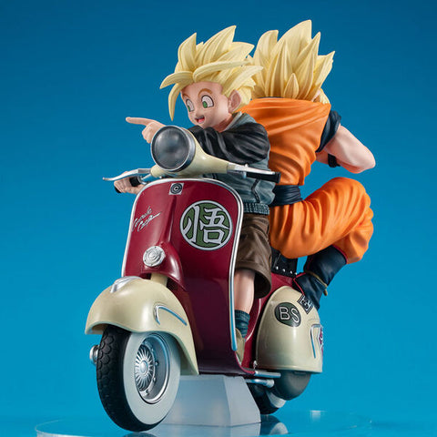 Dragon Ball Z - Son Gohan SSJ - Son Goku SSJ - Desktop Real McCoy EX - & Bike (MegaHouse) [Shop Exclusive]