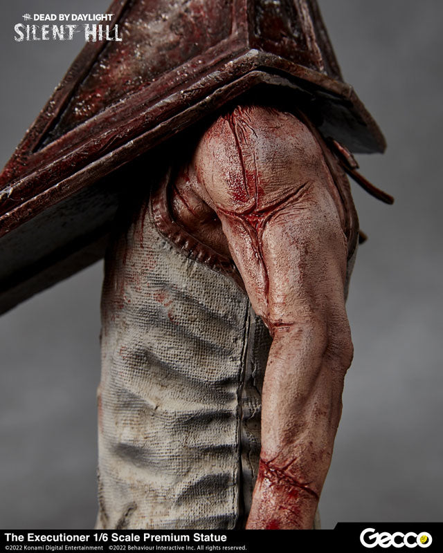 SILENT HILL x Dead by Daylight / Executioner 1/6 Scale Premium Statue