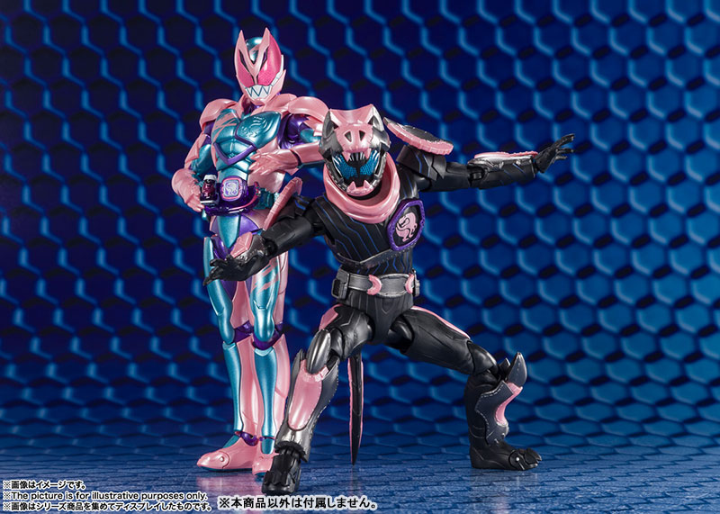 Kamen Rider Revi - S.h. Figuarts