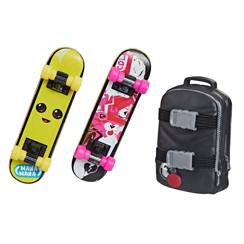 Fortnite Victory Royale 6 Inch Action Figure Series 1 Skateboard (Peely & Cuddle Team Leader)