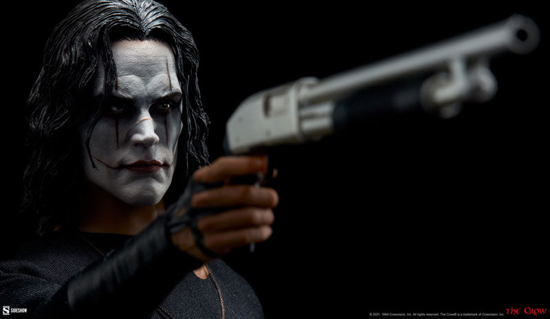 The Crow - 1/6 Scale Fully Poseable Figure: Eric Draven