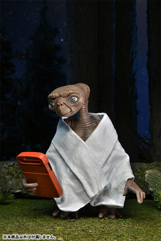 E.T. / E.T. 40th Anniversary Ultimate Action Figure