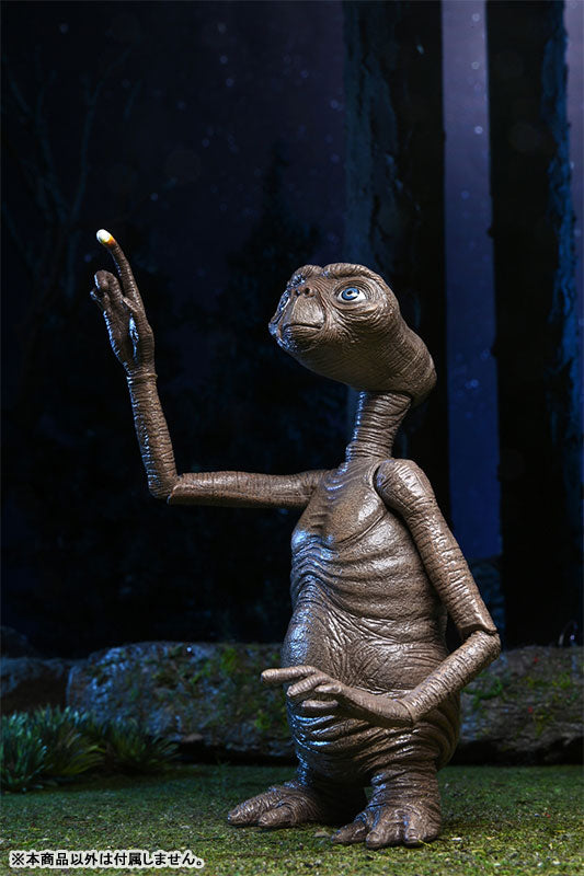E.T. / E.T. 40th Anniversary Ultimate Action Figure