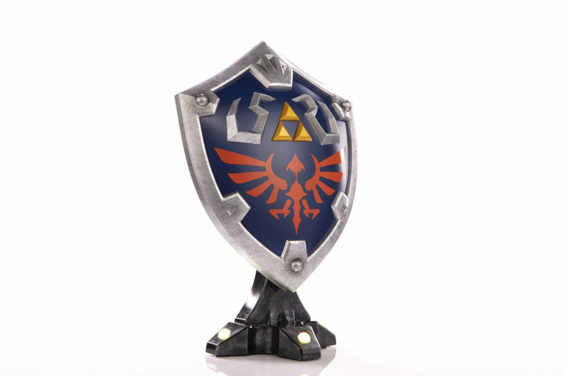 The Legend of Zelda: Breath of the Wild / Hylian Shield PVC Stand Model Collector's Edition