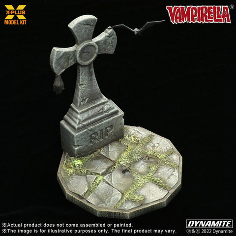 Vampirella 1/8 Plastic Model Kit (Secondary Production)