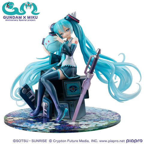 Kidou Senshi Gundam 00 - Piapro Characters - Haro - Hatsune Miku - Gundam x Miku Anniversary Special Project - Lucrea - 1/7 (MegaHouse) [Shop Exclusive]