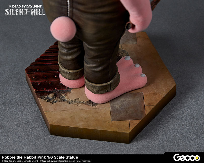 SILENT HILL x Dead by Daylight / Robbie the Rabbit Pink 1/6 Scale Statue