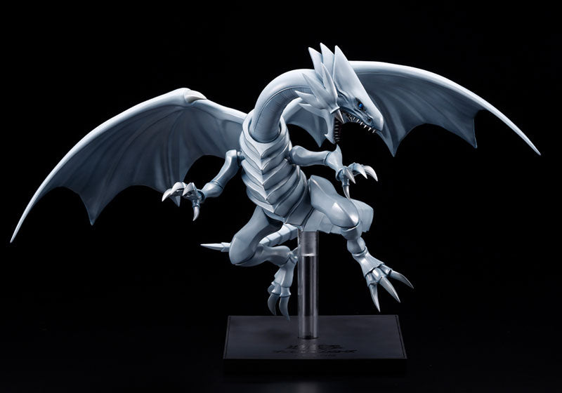 Blue-Eyes White Dragon - Yu-Gi-Oh! Duel Monsters