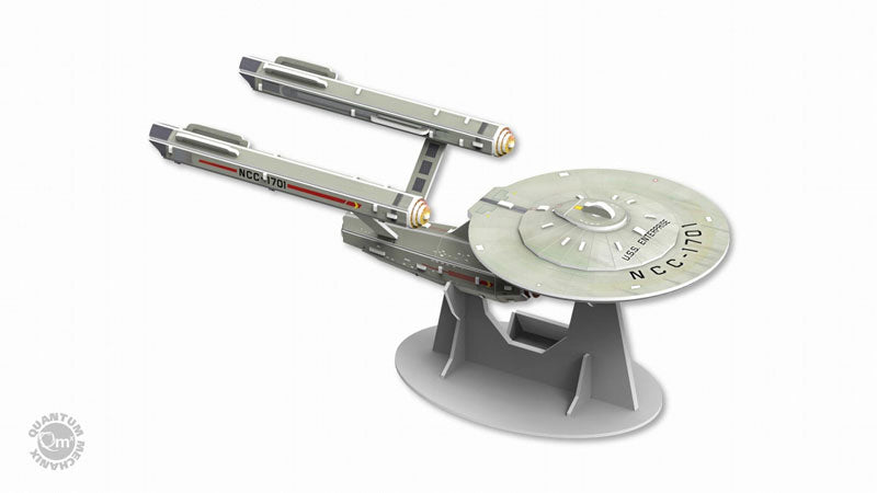 Star Trek / Qraftworks Starship 3D Paper Craft Model: 8-Ship Set