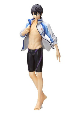 I NEEDS THESE FIGURES  Free Eternal Summer  Iwatobi Swim Club  Makochan Rinchan and Haruchan  Anime figures Anime figurines Iwatobi  swim club