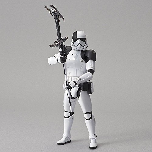 First Order Executioner, First Order Stormtrooper - Star Wars: The Last Jedi