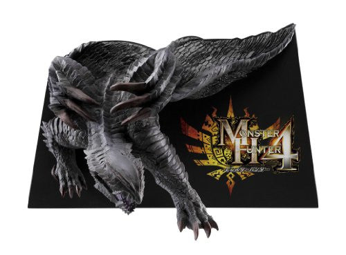 Monster Hunter 4 Multi Stand