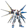 Kidou Senshi Gundam SEED Destiny - ZGMF-X20A Strike Freedom Gundam - MG - 1/100 - Full Burst Mode (Bandai)
